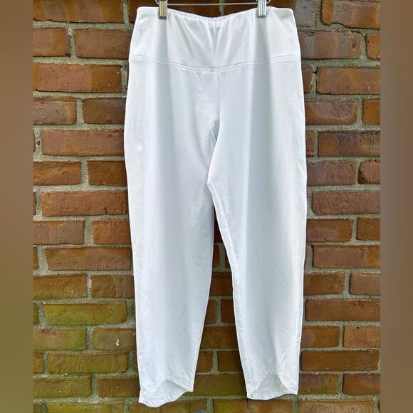 Sympli Pants - Sympli White Cropped Leggings